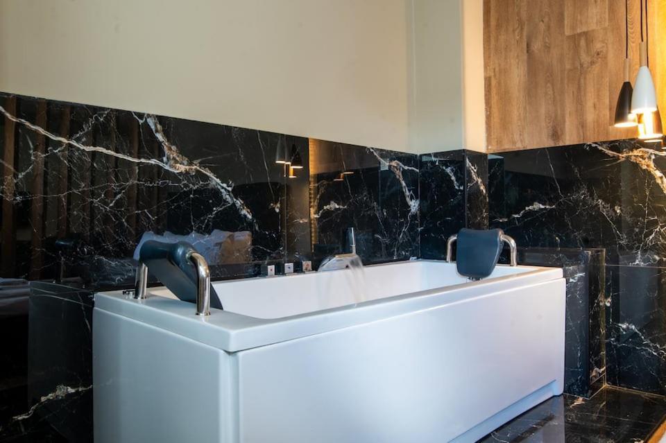 Ferienwohnung Noho Boutique , Premium Living Dikeou 8 Athen Exterior foto